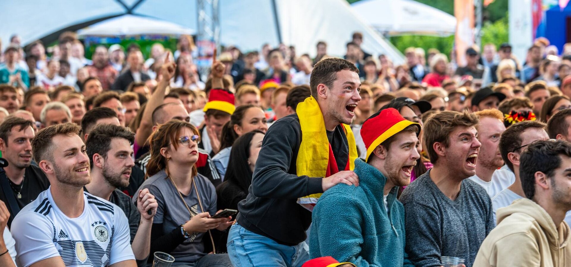 STERNAUTO im Fußballfieber - Fotograf Michael Hünerbein