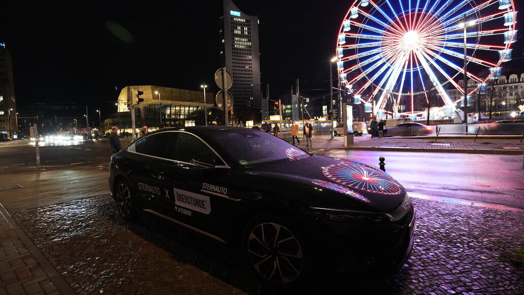 BYD HAN zur ÜBERSTUNDE Afterwork auf dem Augustusplatz in Leipzig