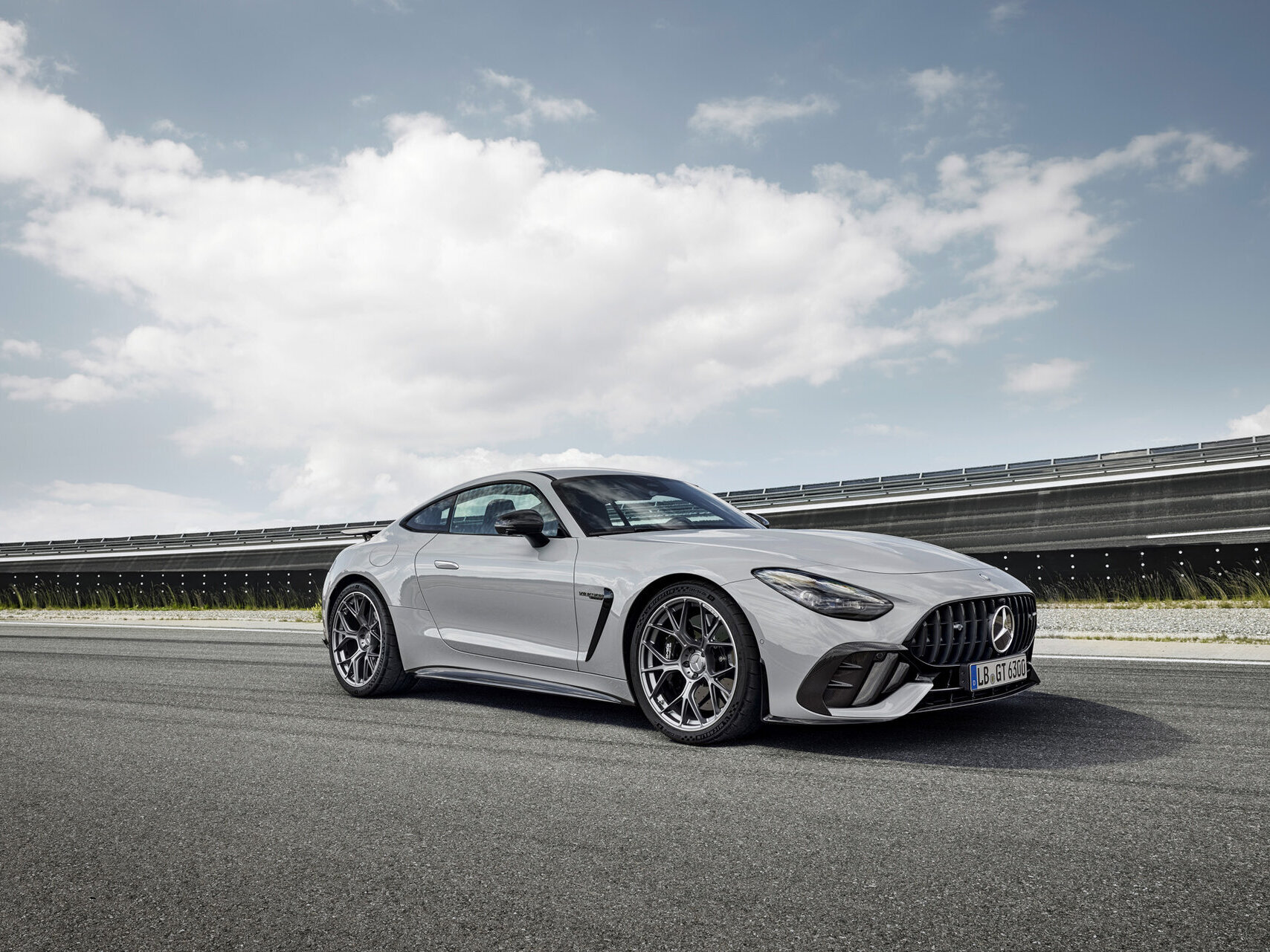 Der neue Mercedes-AMG GT 63 PRO 4MATIC+