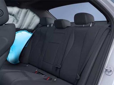 Seitenairbags im Fond der Mercedes-Benz B-Klasse