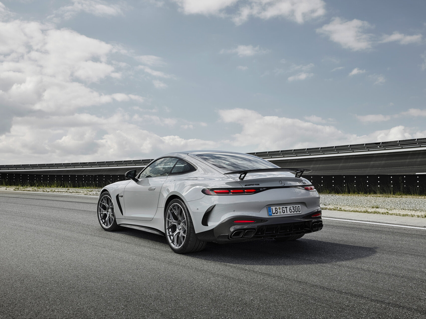 Der neue Mercedes-AMG GT 63 PRO 4MATIC+