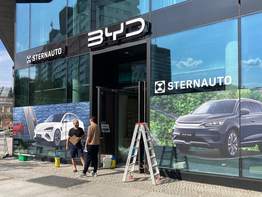 Der BYD Pioneer Store im „The Westlight“ Berlin entsteht