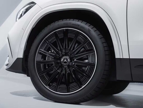 50,8 cm (20") Leichtmetallräder am Mercedes-Benz GLA