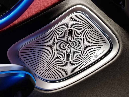 Burmester® 3D-Surround-Soundsystem am CLE Cabriolet