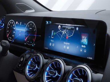 MBUX Multimediasystem im Mercedes-Benz GLA