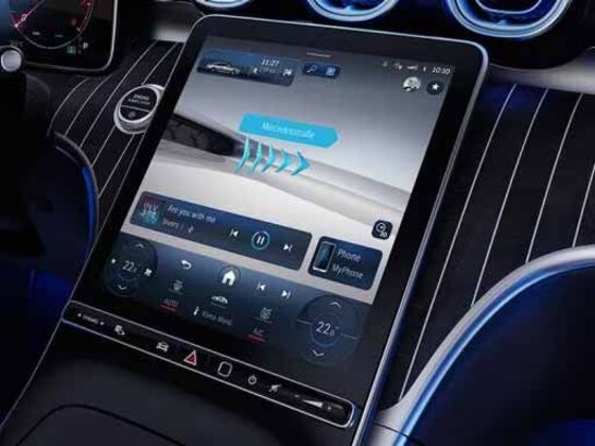 MBUX Augmented Reality für Navigation im CLE Coupé