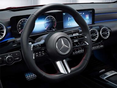 Multifunktions-Sportlenkrad des Mercedes-Benz CLA Shooting Brake