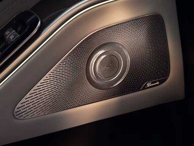 Burmester® High-End 4D-Surround-Soundsystem der Mercedes-Benz S-Klasse Limousine 