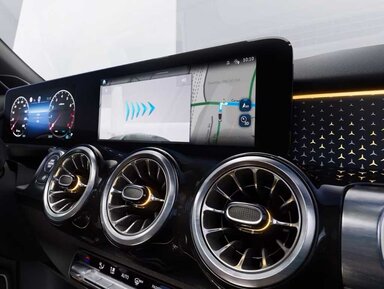 MBUX Augmented Reality für Navigation im Mercedes-Benz GLB