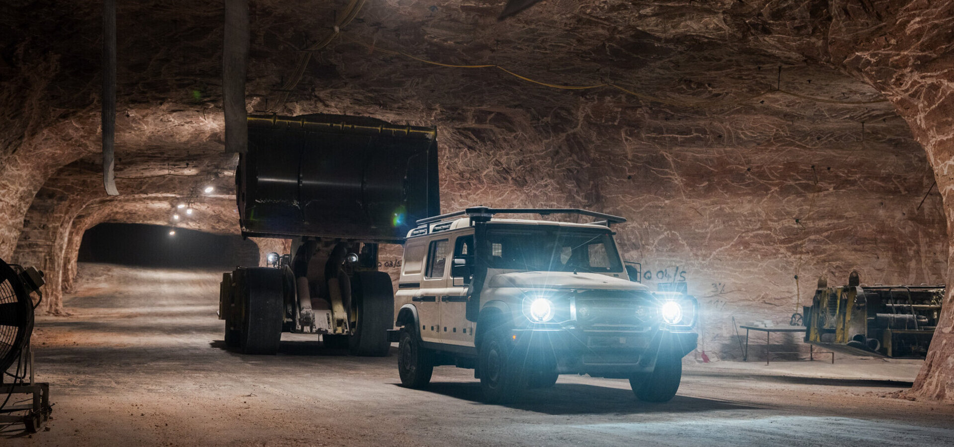 INEOS Grenadier und STERNAUTO im Kali Bergwerk Zielitz